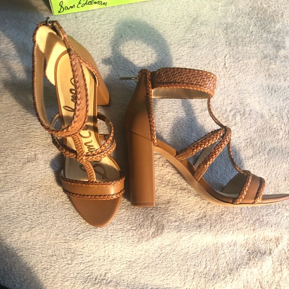 SOLD ! NWT Sam Edelman YordanaLeather Sandal - Picture 6 of 8